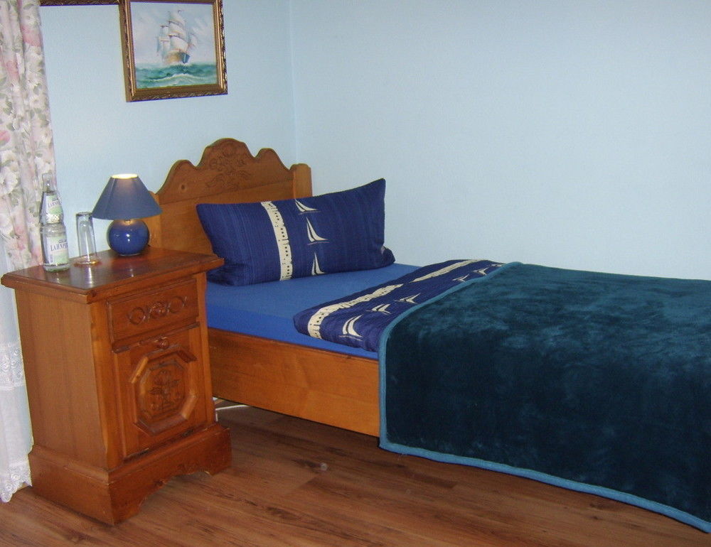 Fachbach Star Hotel מראה חיצוני תמונה